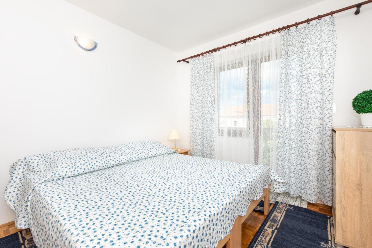 Apartment Drago *Cosy & Close To The Beach! Krk Town Kültér fotó