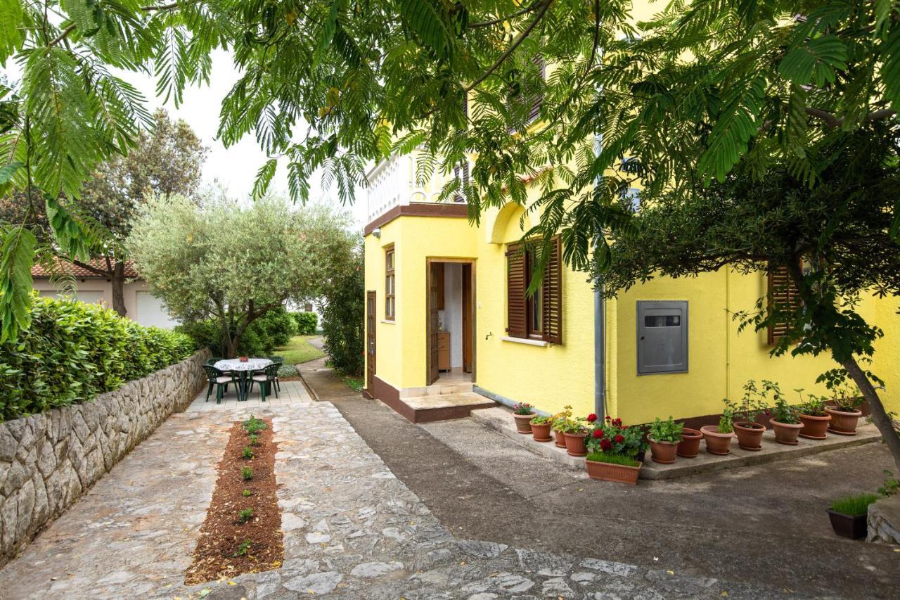 Apartment Drago *Cosy & Close To The Beach! Krk Town Kültér fotó